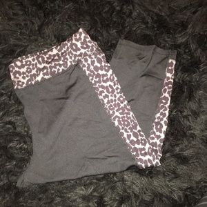 NEW New York & Company Capri Workout Pants